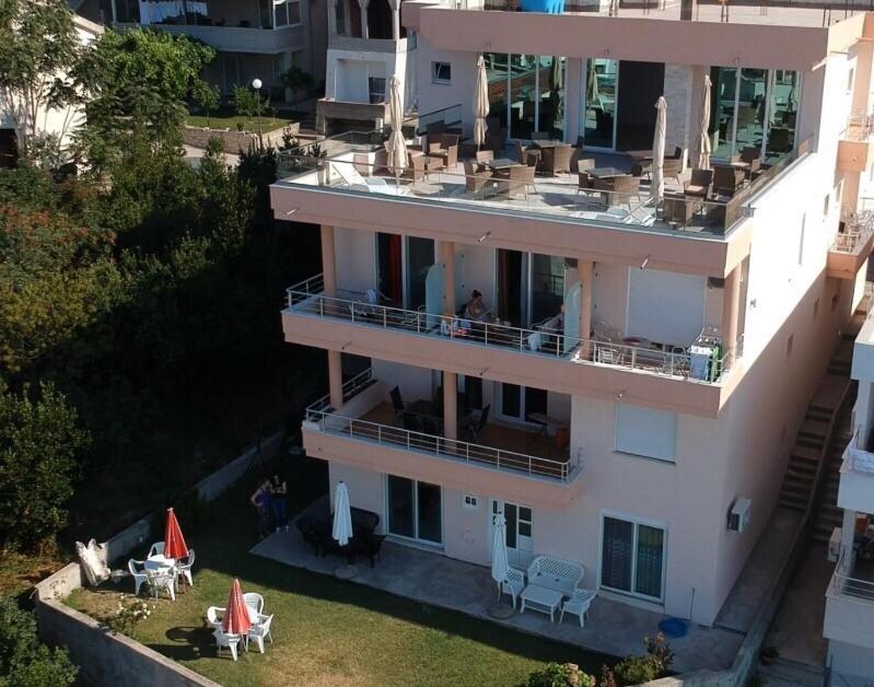 Готель Casa Hena Улцинь Екстер'єр фото